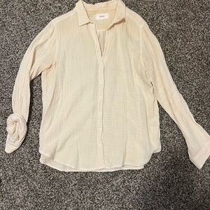 XiRENA Cream Button Down Shirt